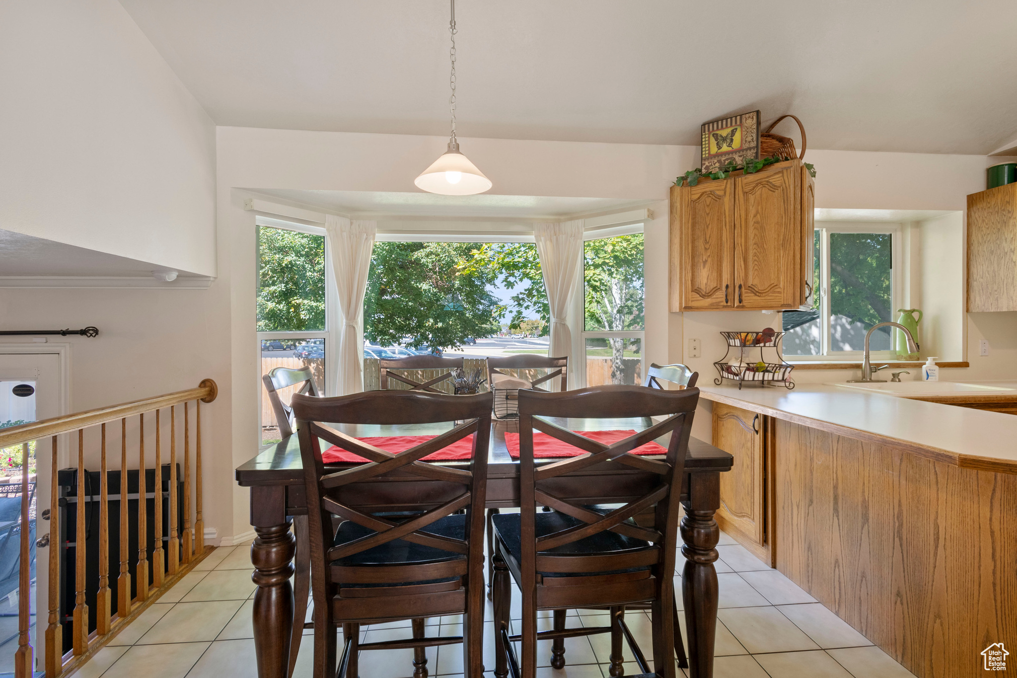 BROADMOOR ESTATES - Residential