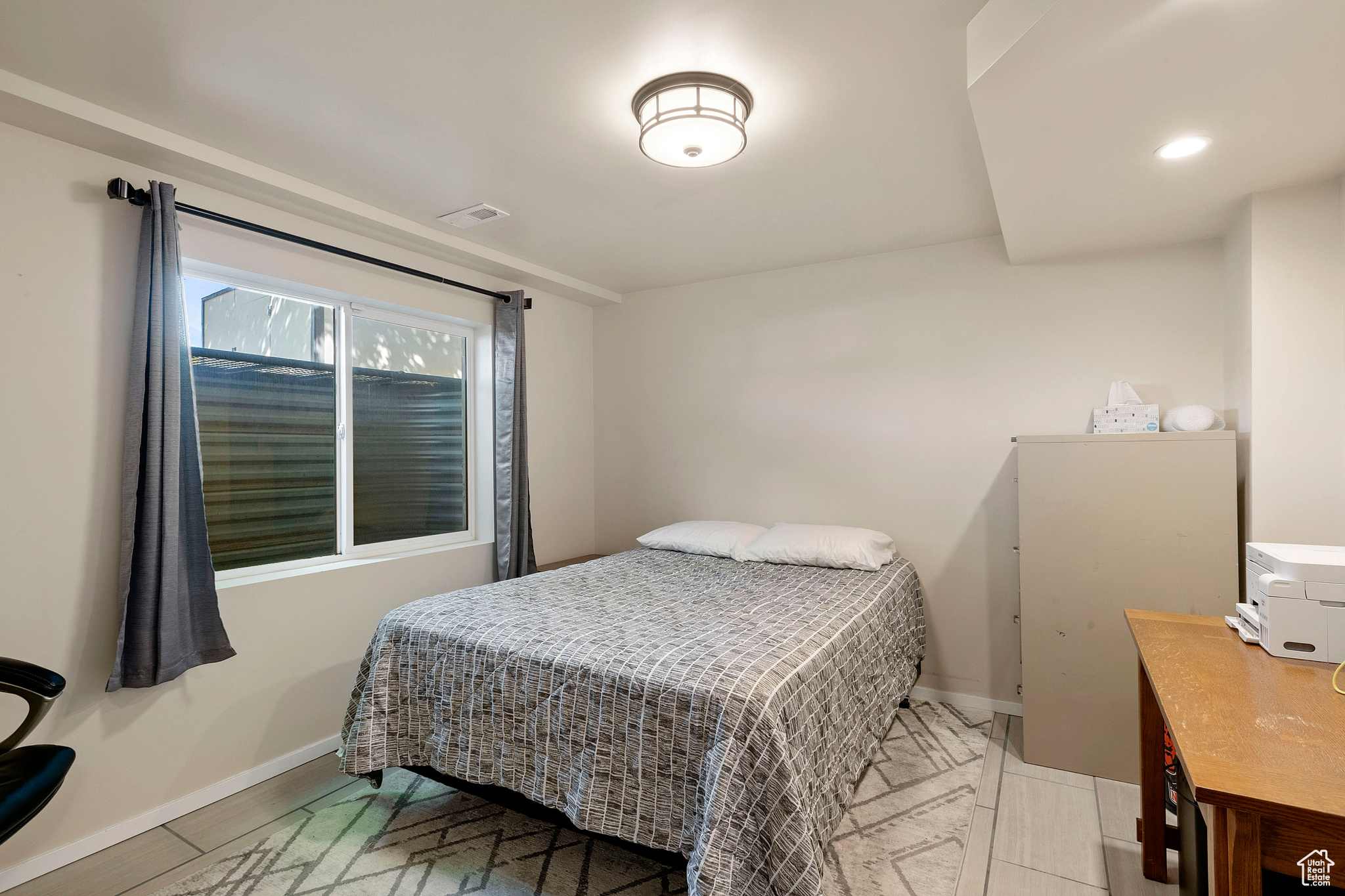 BROADMOOR ESTATES - Residential