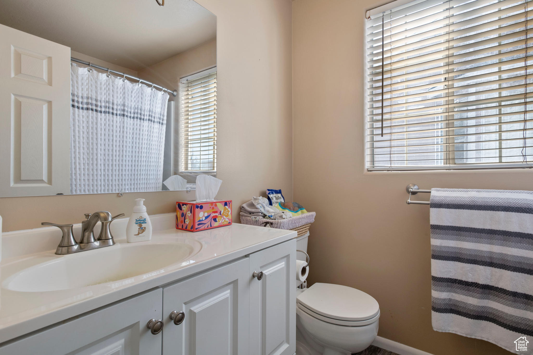 BROADMOOR ESTATES - Residential