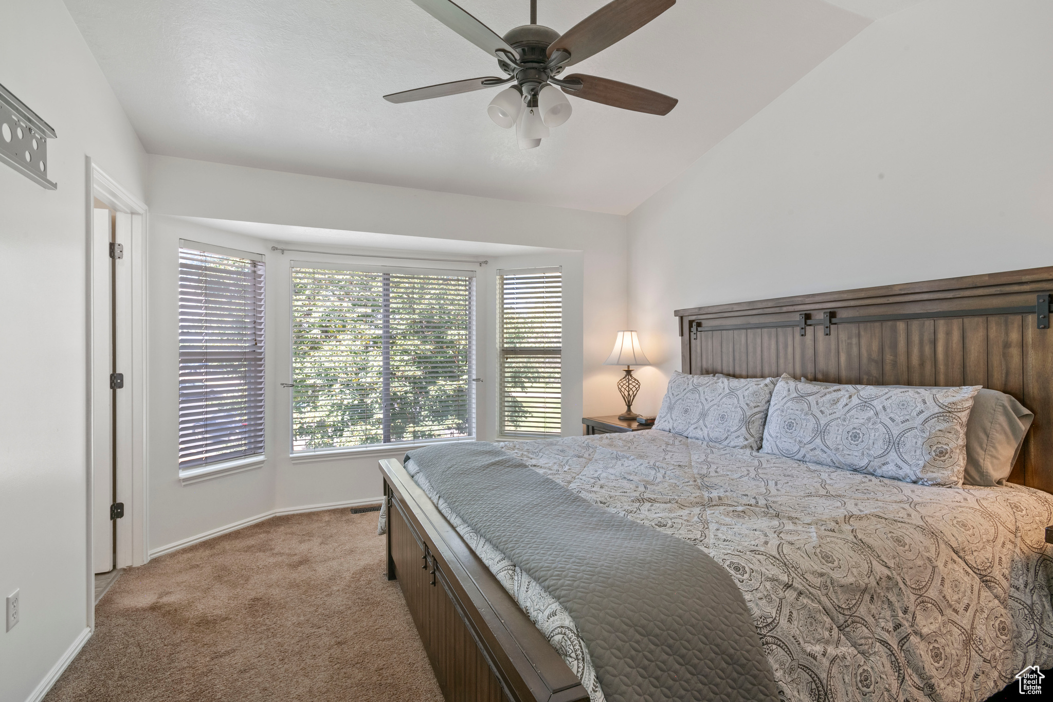 BROADMOOR ESTATES - Residential