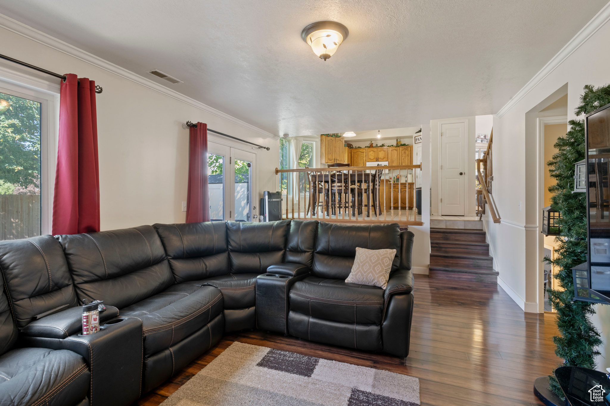 BROADMOOR ESTATES - Residential