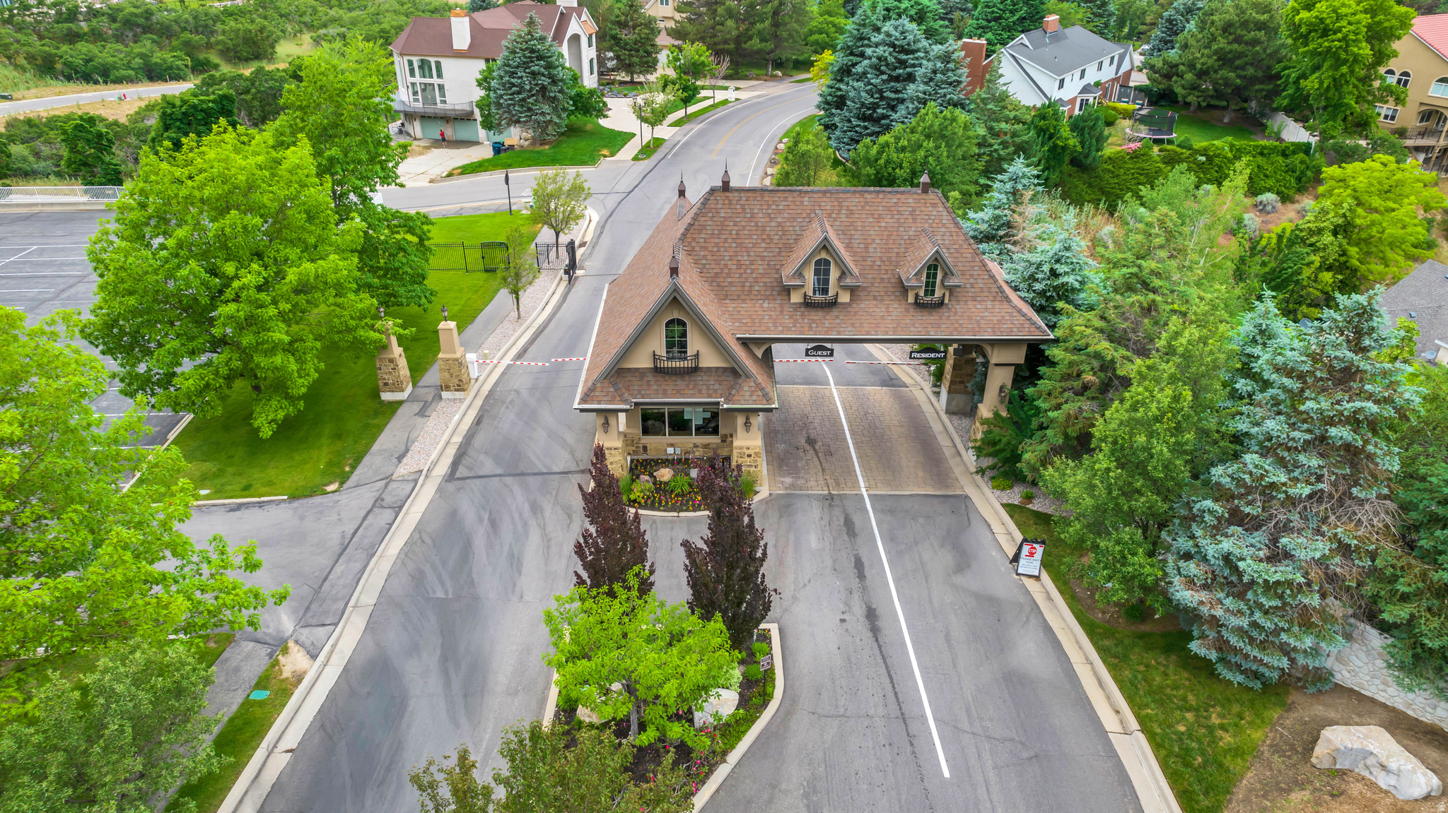 PEPPERWOOD - Residential