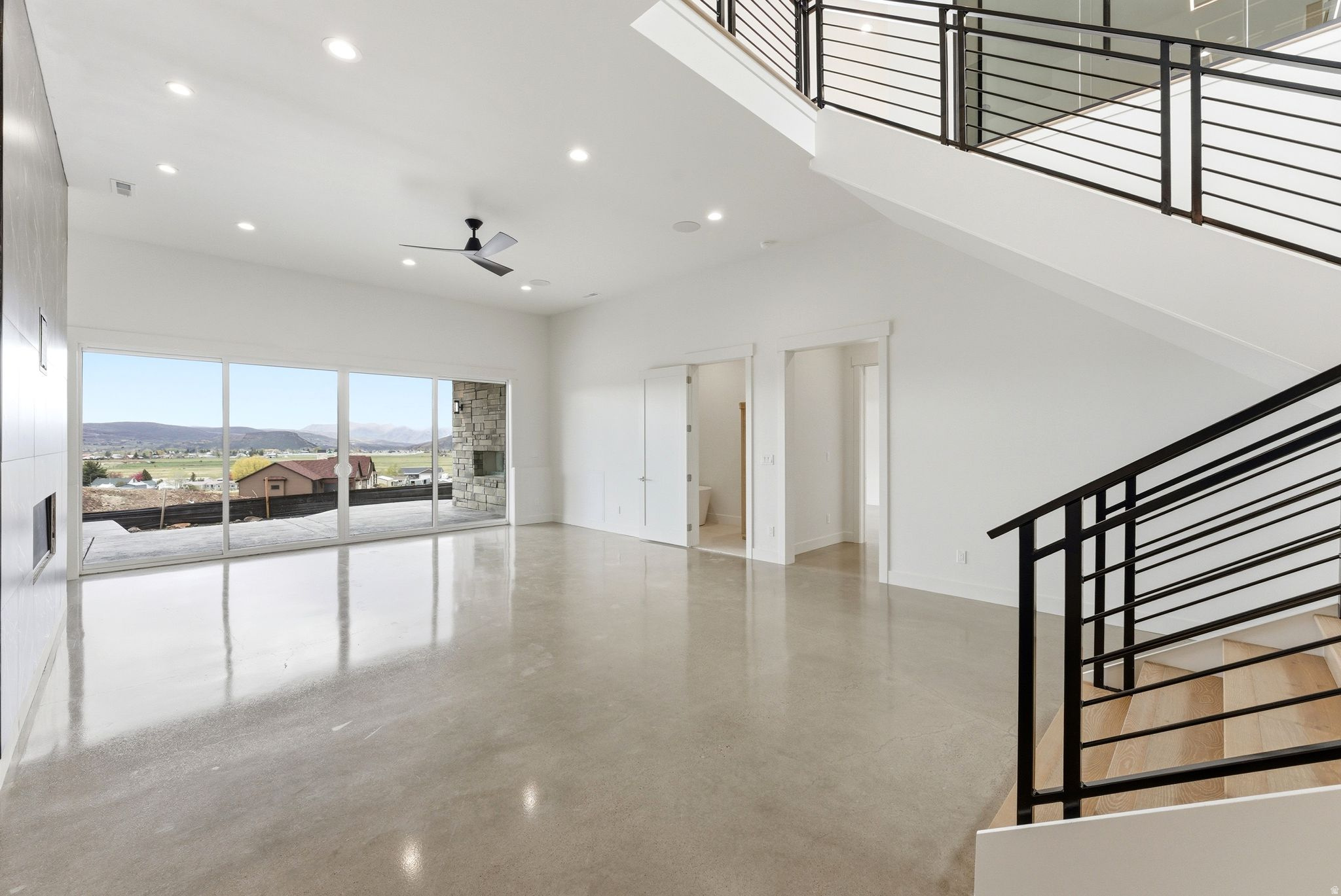 FOOTHILLS AT FRANCIS - Residential