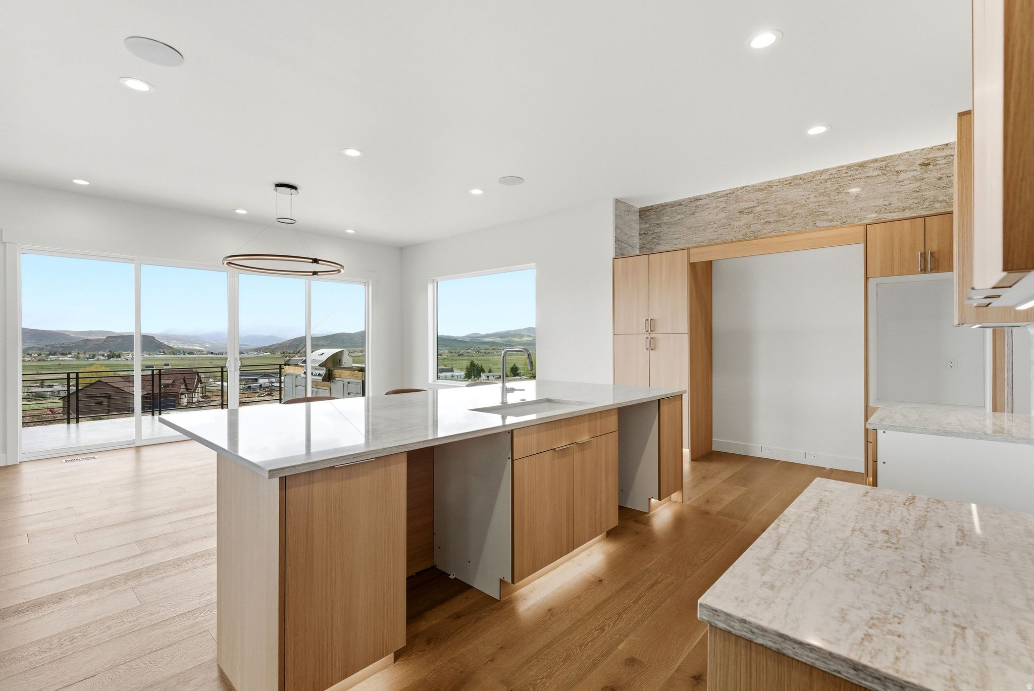 FOOTHILLS AT FRANCIS - Residential