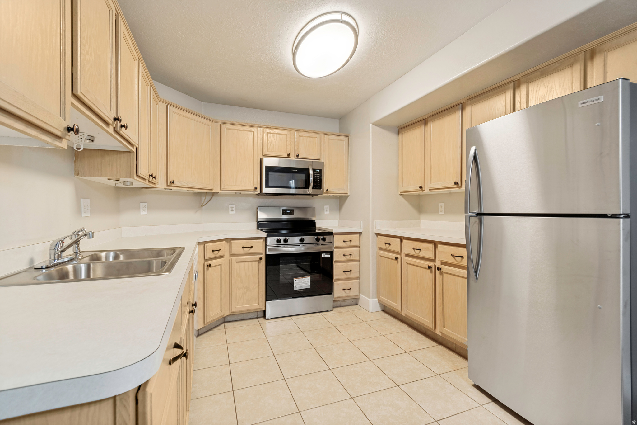 WILLOW SPRINGS - Residential