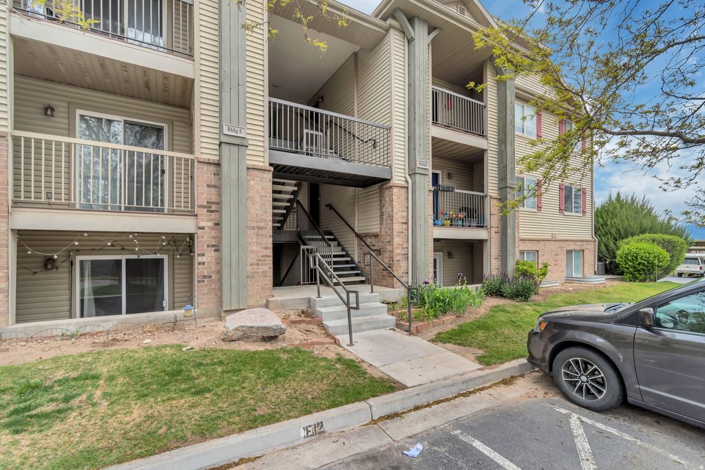 Photo of 8066 N RIDGE LOOP E #4, Eagle Mountain, UT 84005 (MLS # 2155846)
