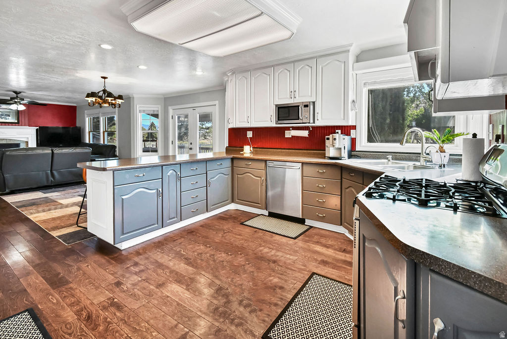 PARK WEST - Residential