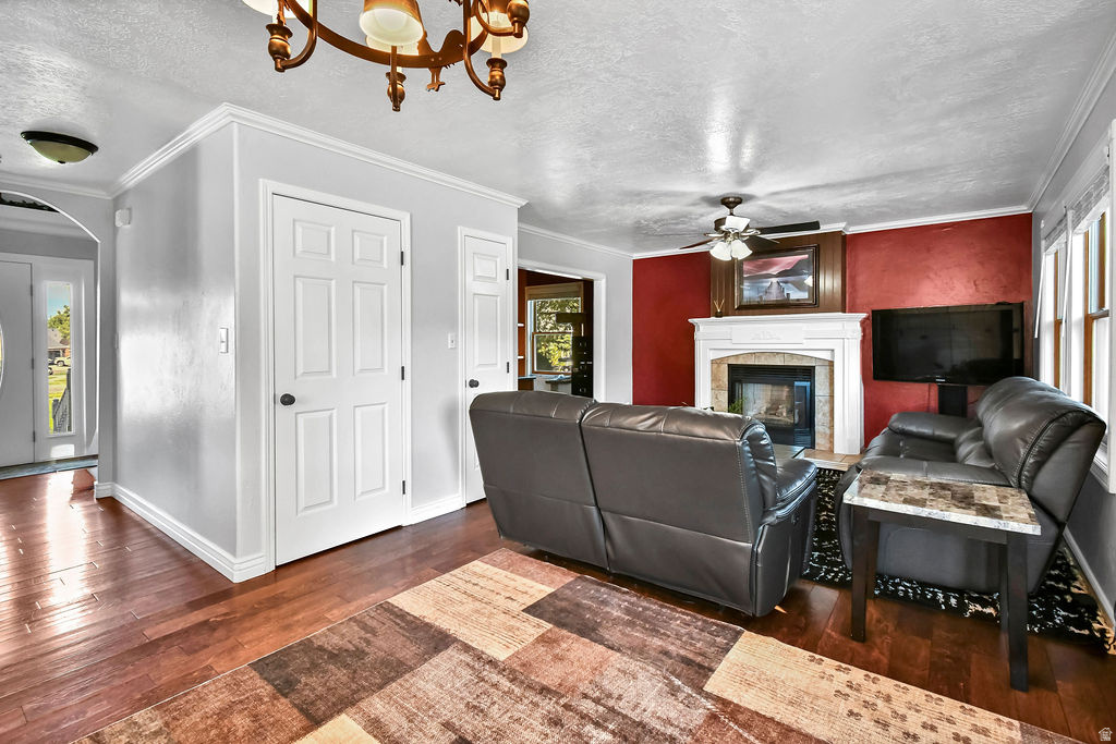 PARK WEST - Residential