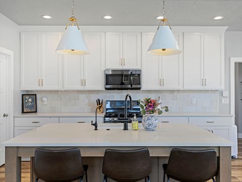 Tiny photo for 854 W 1950 S, Orem, UT 84058 (MLS # 2156129)