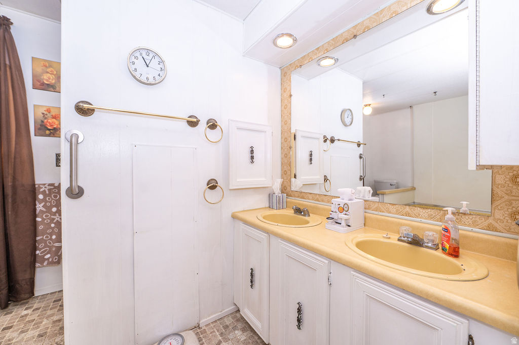 VIKING VILLAS - Residential