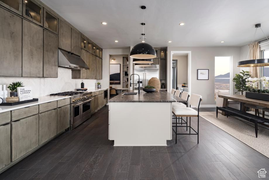 LAKEVIEW ESTATES - Residential