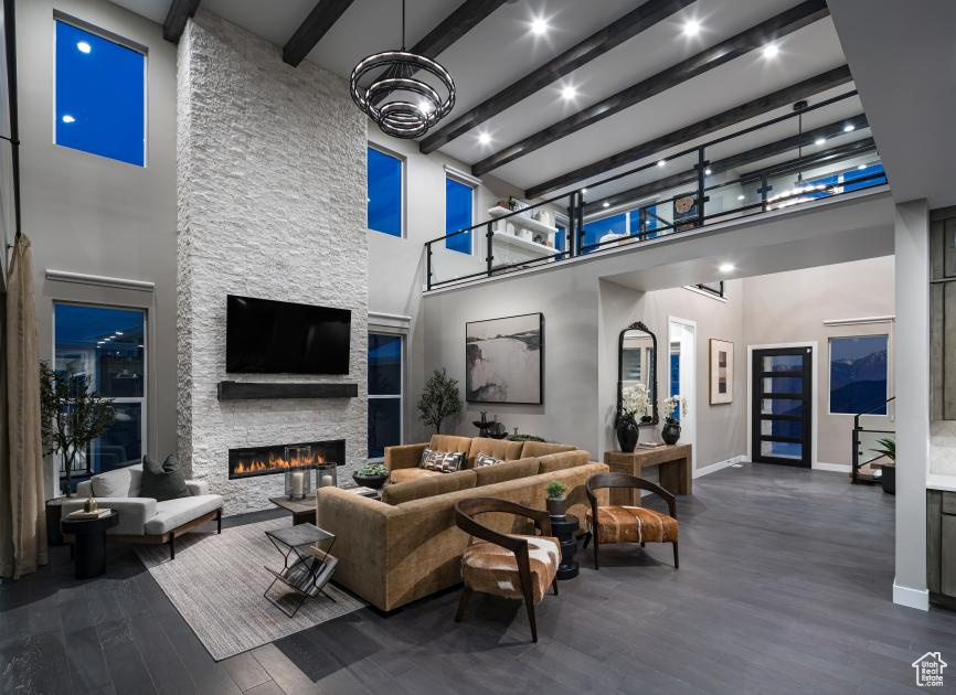 LAKEVIEW ESTATES - Residential