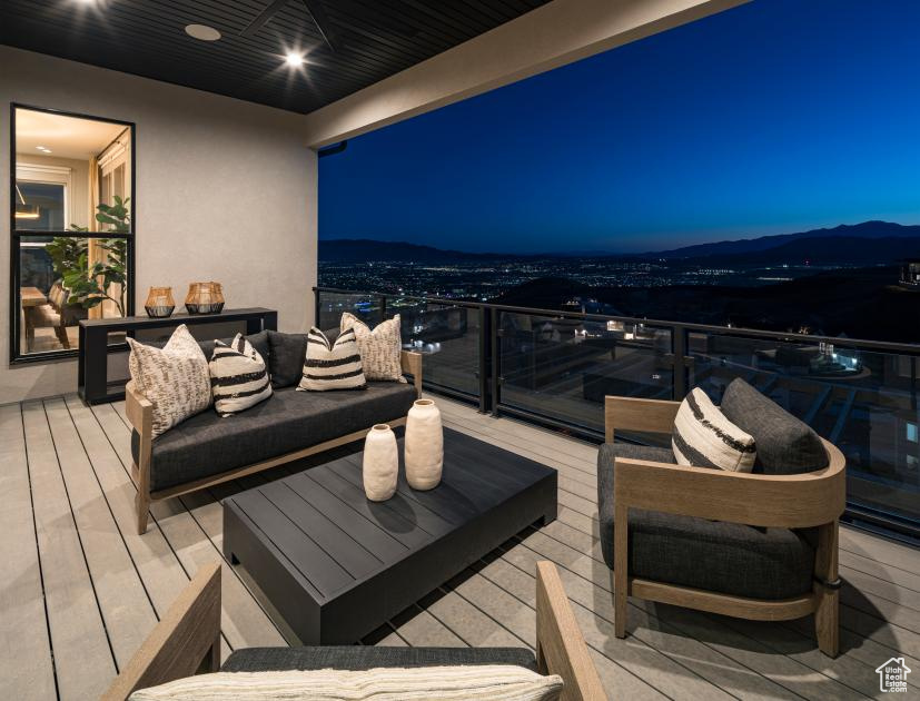 LAKEVIEW ESTATES - Residential