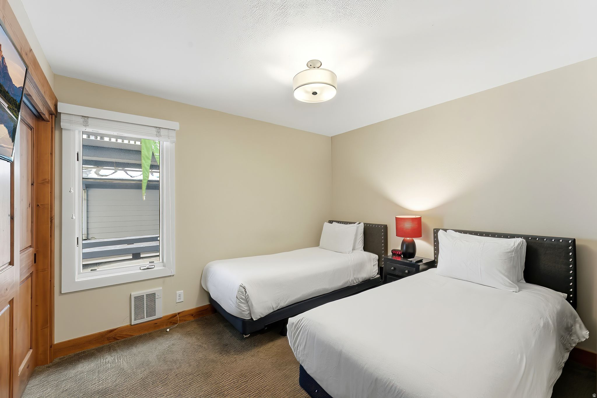 SNOWFLOWER - Residential