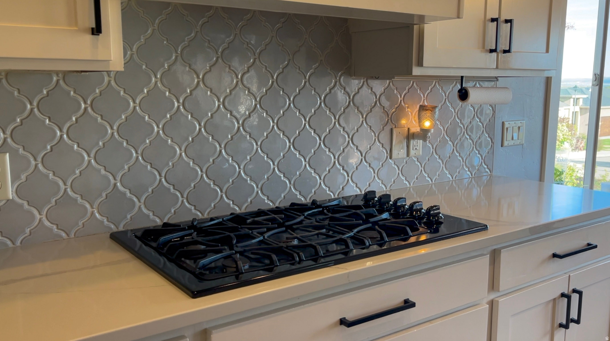 SUNSET CANYON ESTATE - Residential