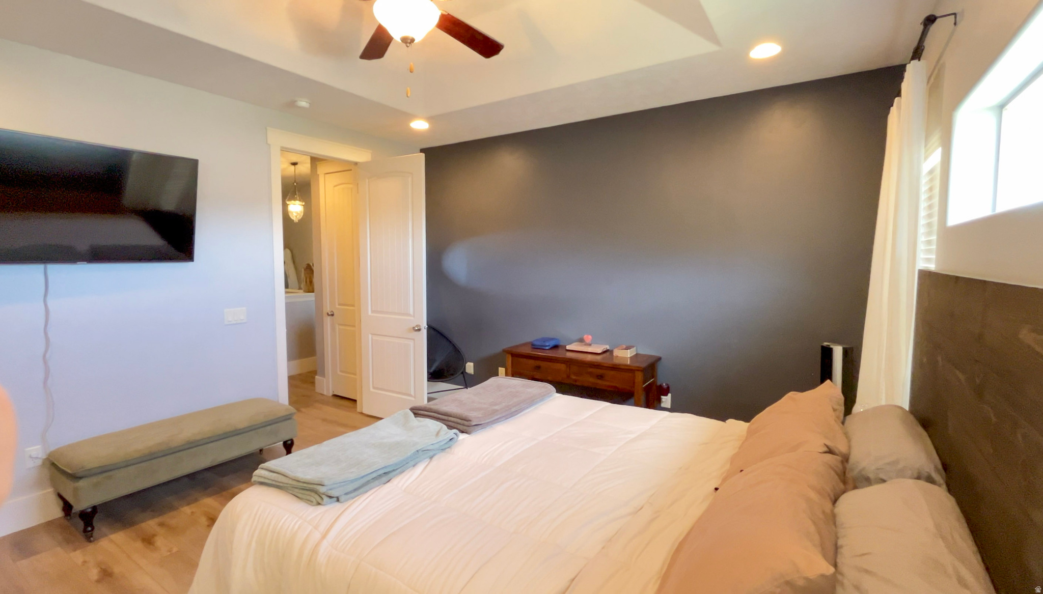 SUNSET CANYON ESTATE - Residential