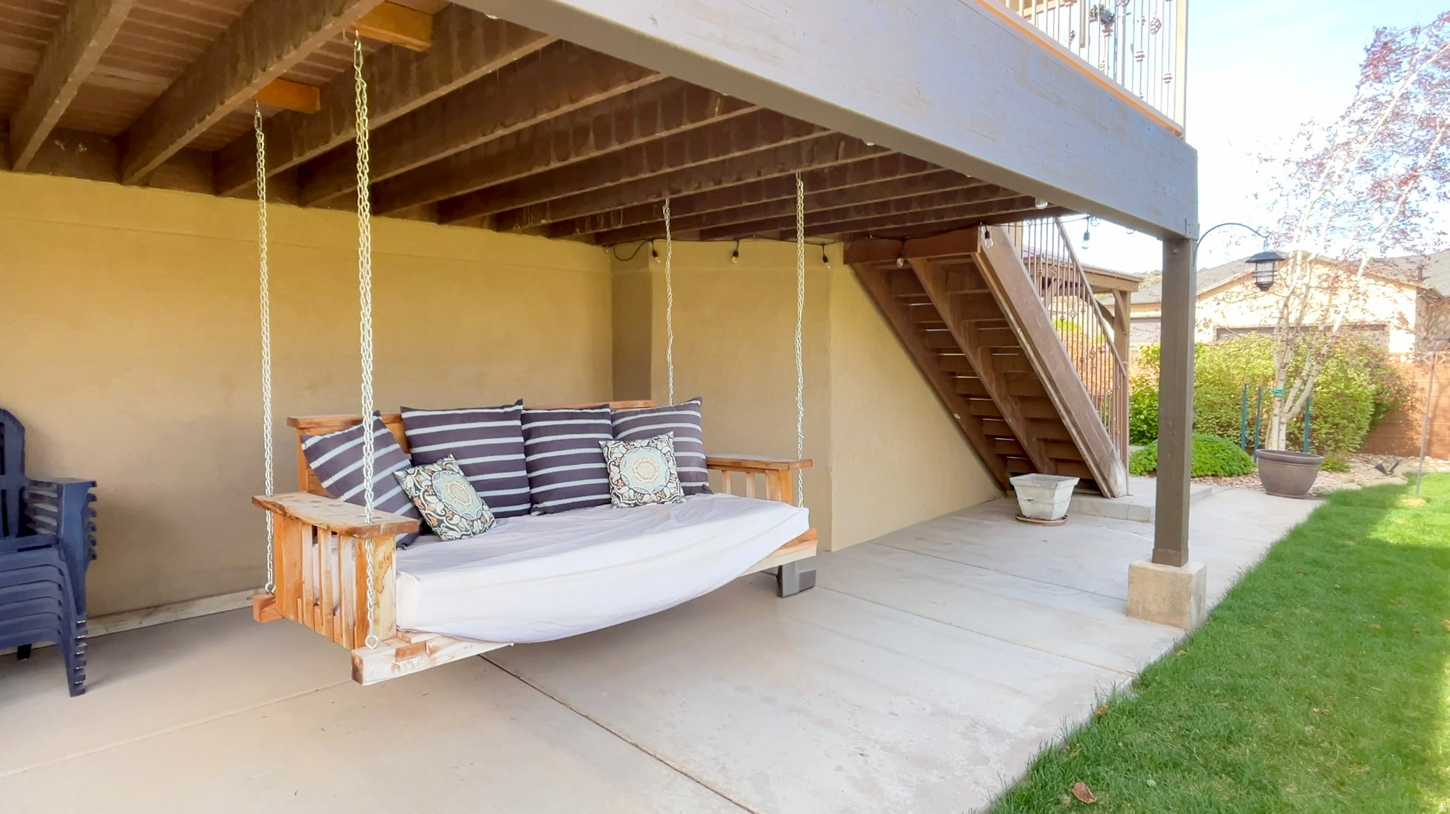 SUNSET CANYON ESTATE - Residential