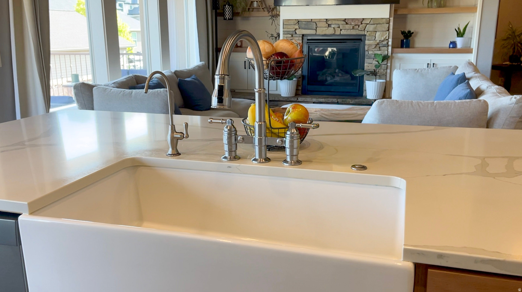 SUNSET CANYON ESTATE - Residential