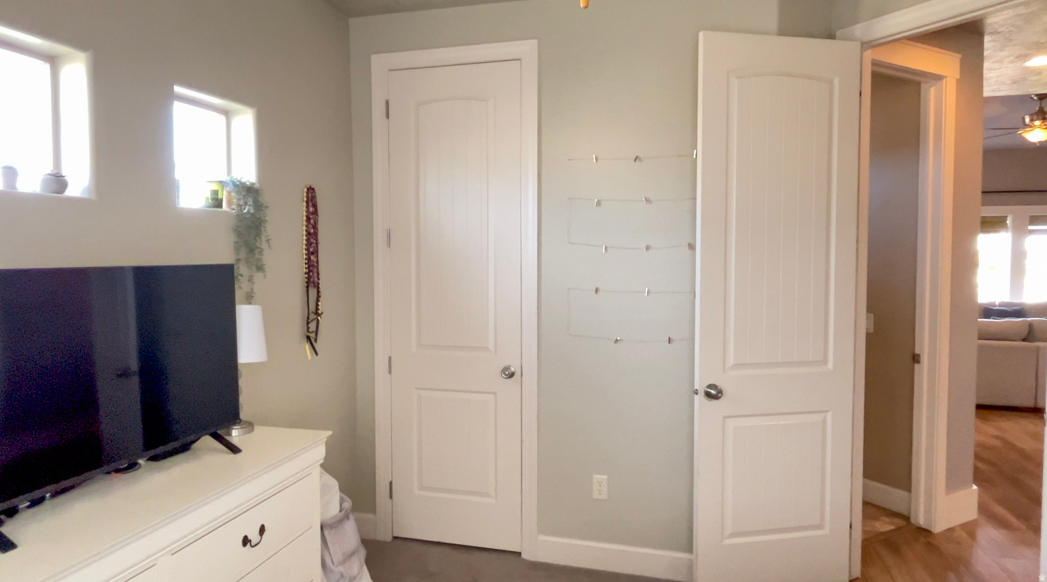 SUNSET CANYON ESTATE - Residential