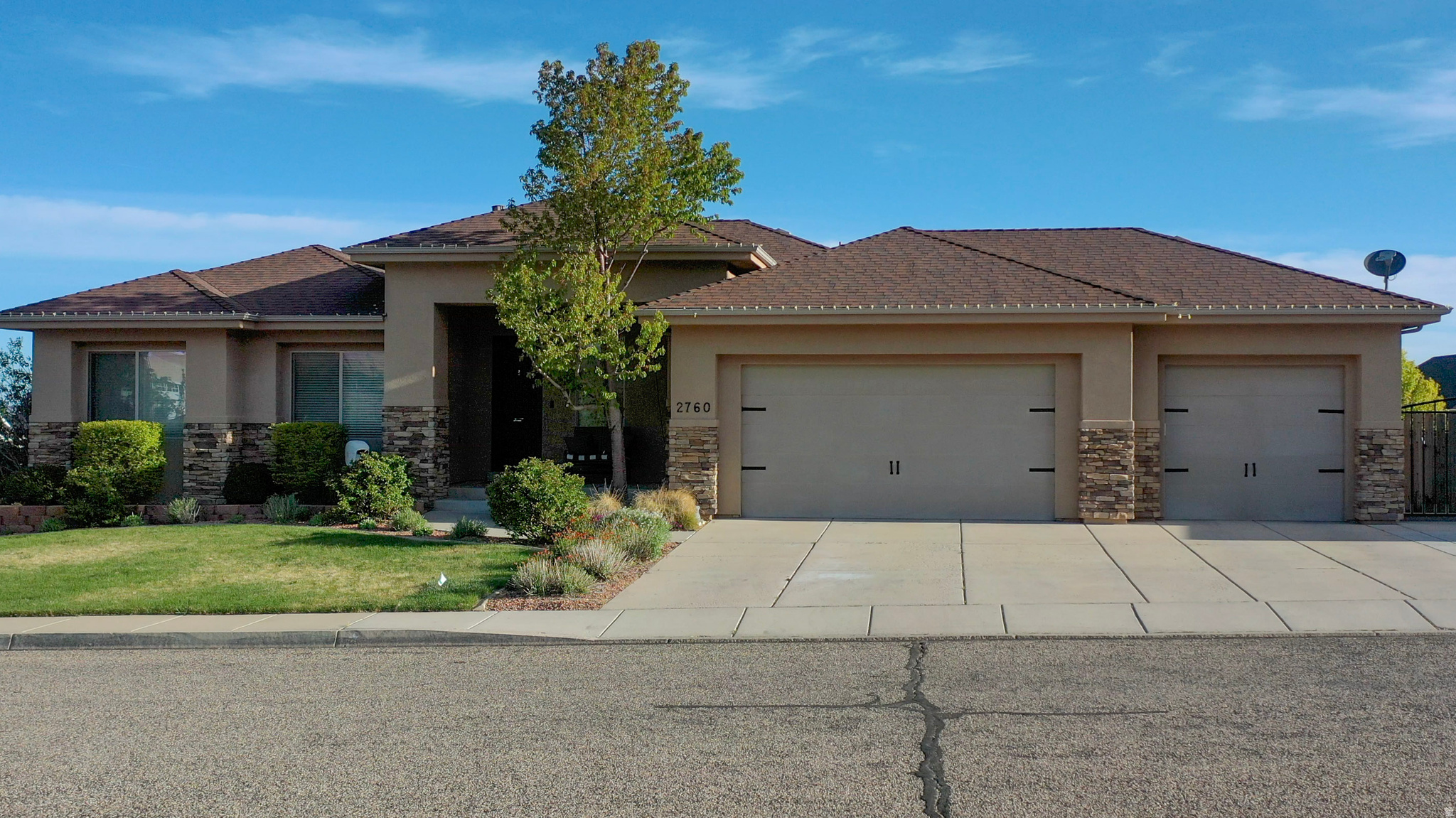 SUNSET CANYON ESTATE - Residential