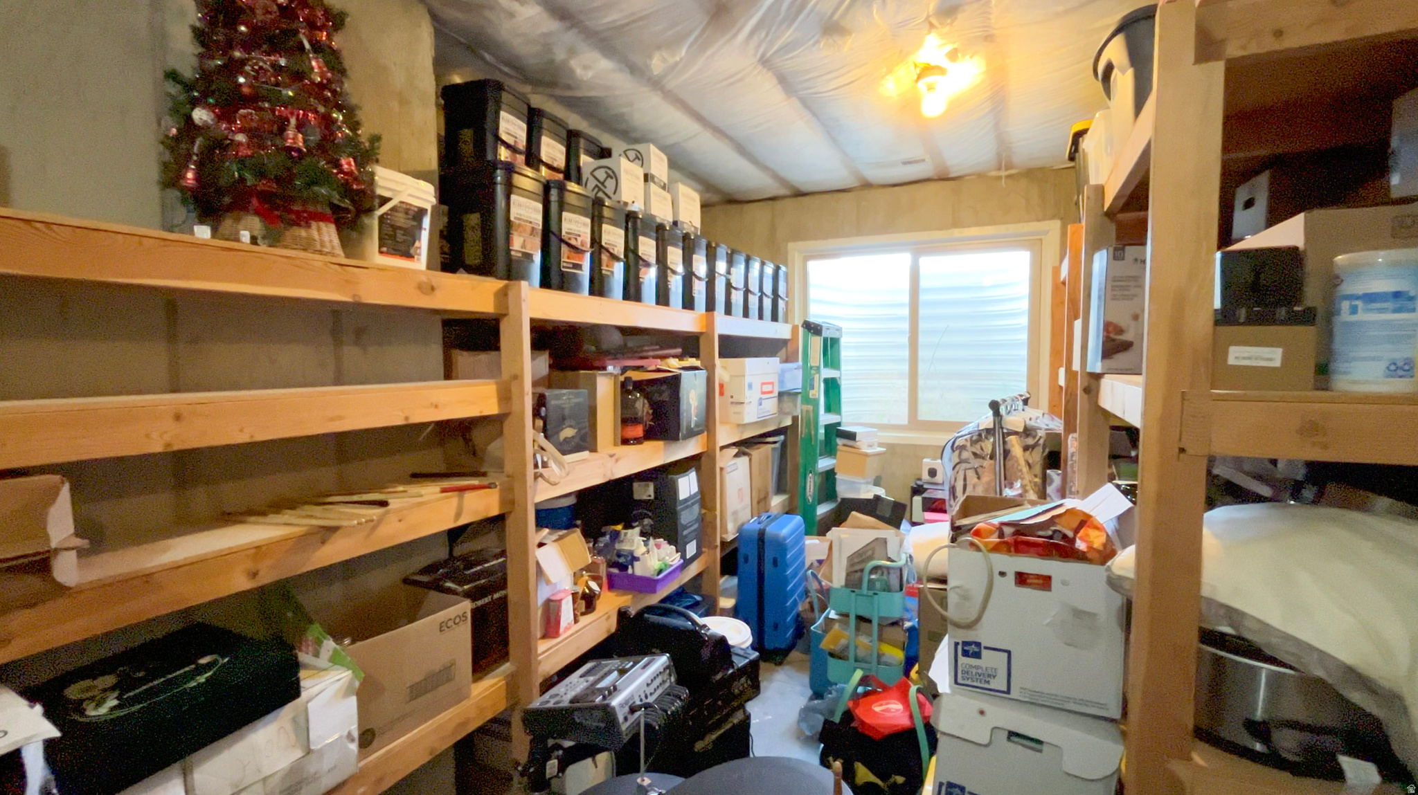 SUNSET CANYON ESTATE - Residential