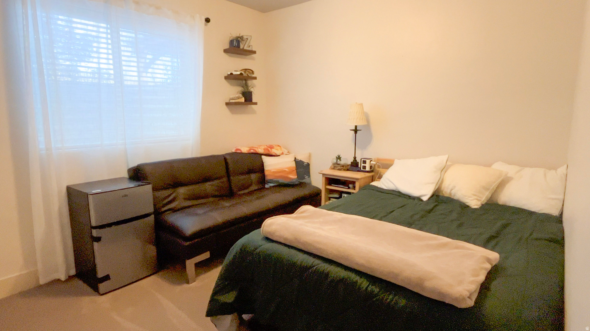 SUNSET CANYON ESTATE - Residential