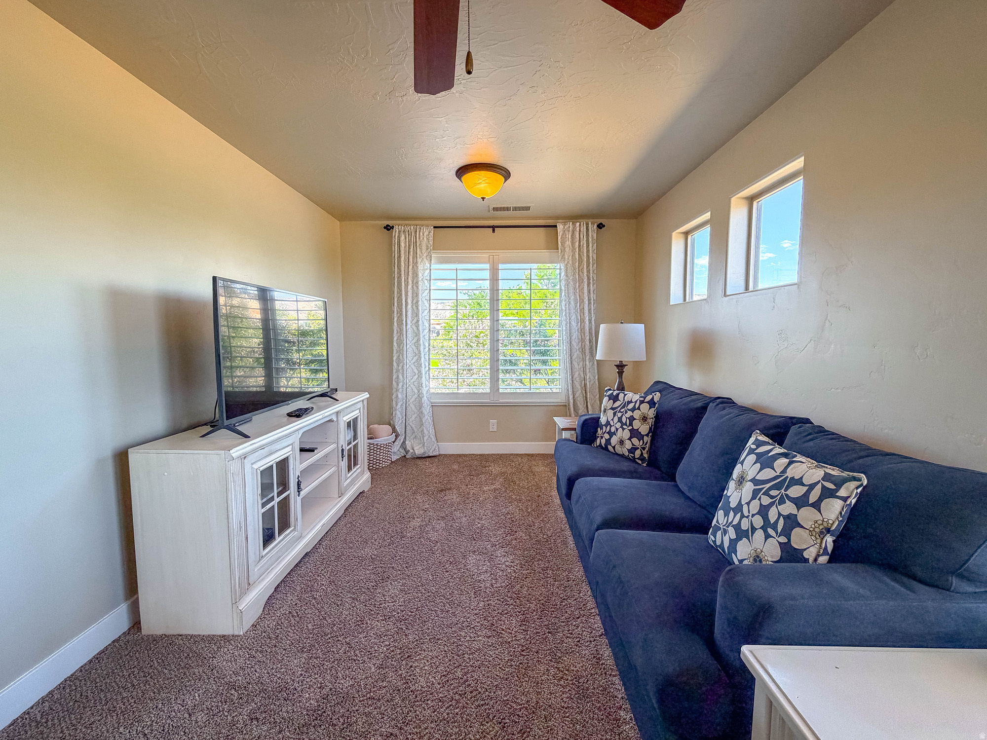 ESCAPES AT THE LEDGES PH 1 - Residential