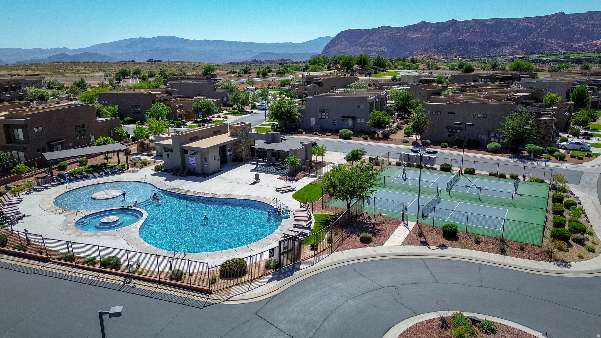 ESCAPES AT THE LEDGES PH 1 - Residential
