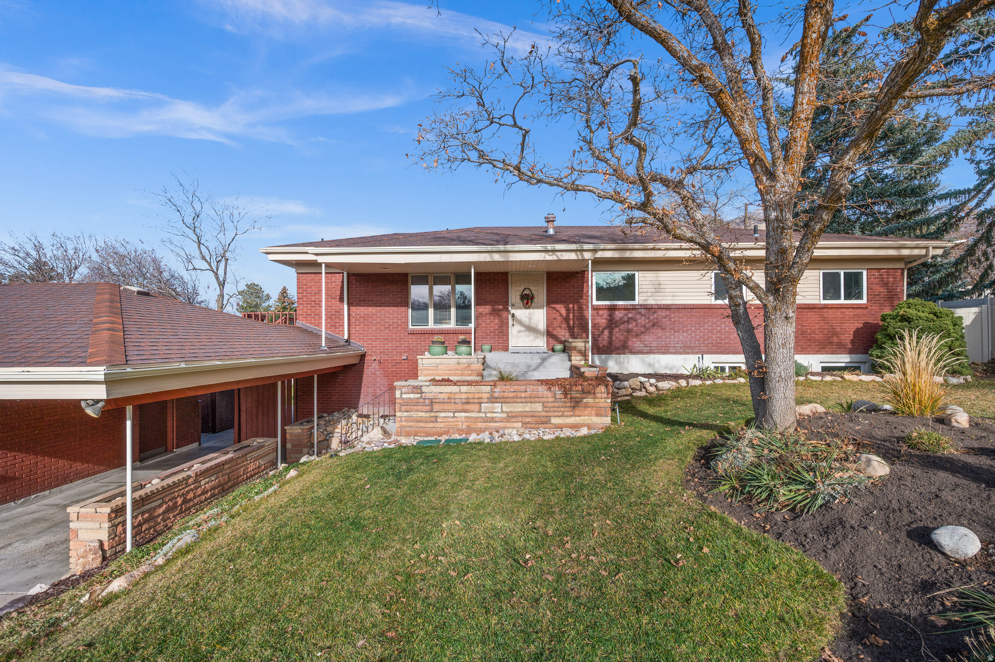 MOUNT OLYMPUS - Residential