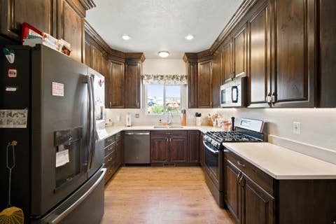 Tiny photo for 2622 W VALLEY VIEW DR, Tremonton, UT 84337 (MLS # 2166782)