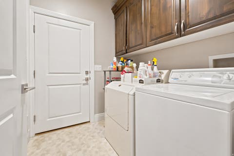 Tiny photo for 2622 W VALLEY VIEW DR, Tremonton, UT 84337 (MLS # 2166782)