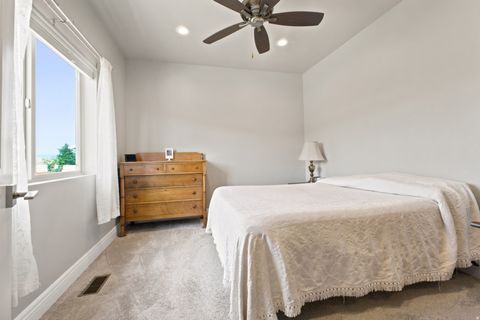 Tiny photo for 2622 W VALLEY VIEW DR, Tremonton, UT 84337 (MLS # 2166782)