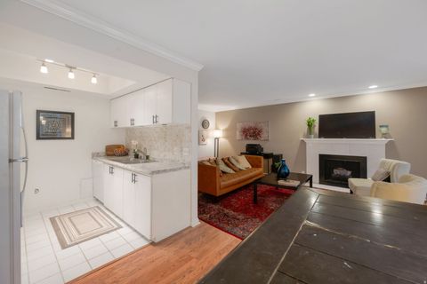 Tiny photo for 875 E ARROWHEAD LN #42, Murray, UT 84107 (MLS # 2130231)