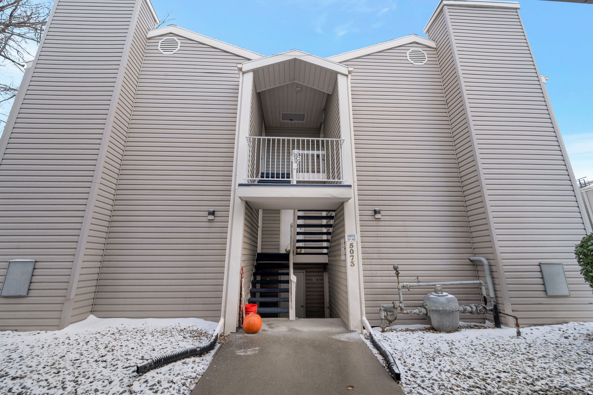 MT OLYMPUS - Residential