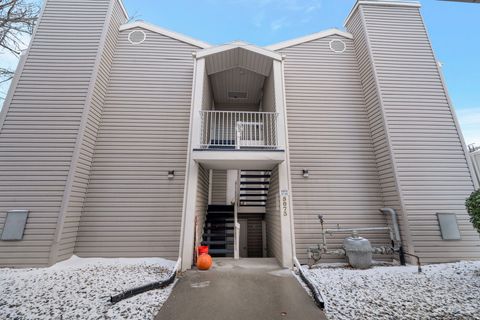 Tiny photo for 875 E ARROWHEAD LN #42, Murray, UT 84107 (MLS # 2130231)