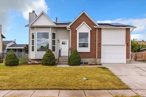 Photo of 3826 W 5750 S, Roy, UT 84067 (MLS # 2133273)