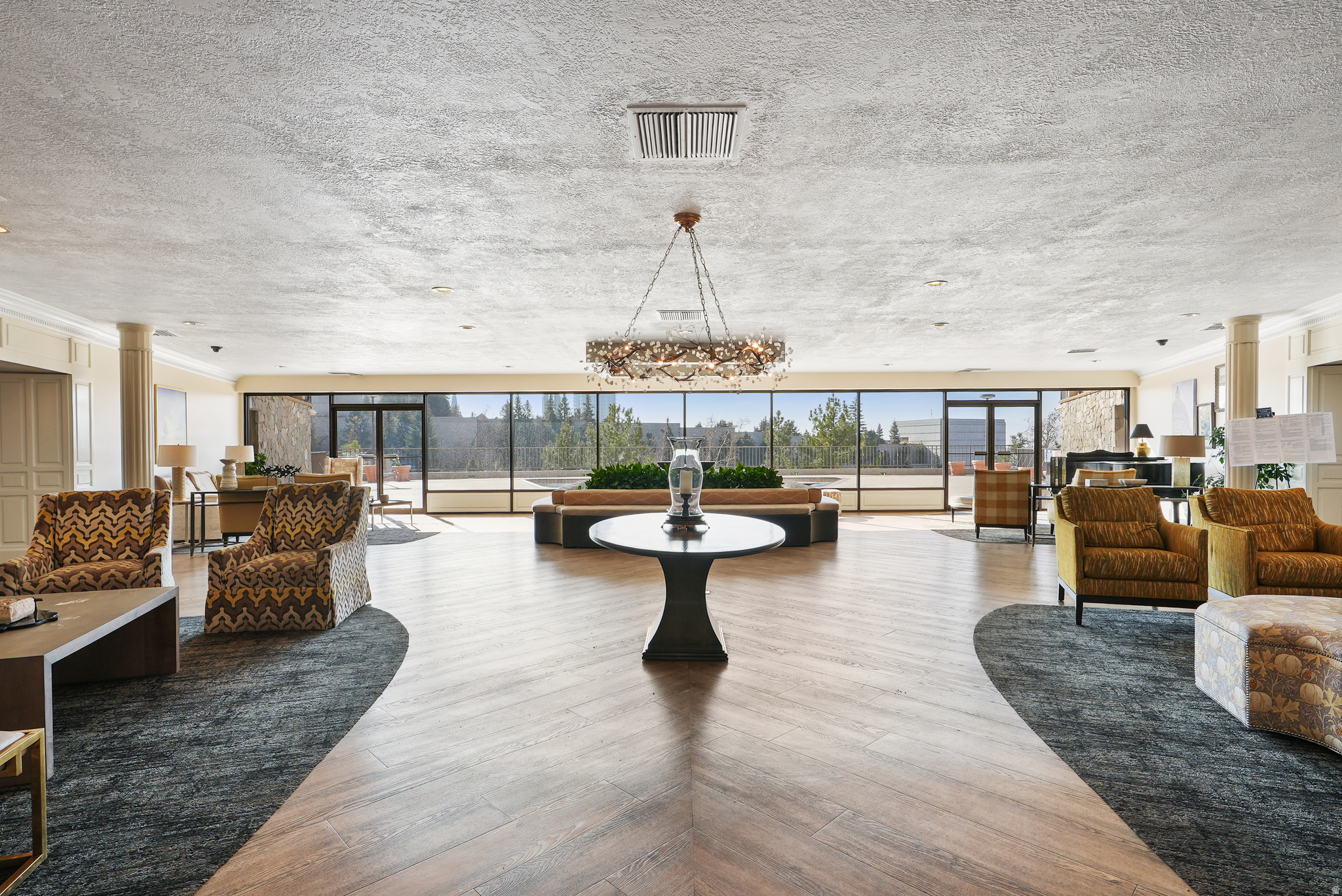 ZION SUMMIT - Residential