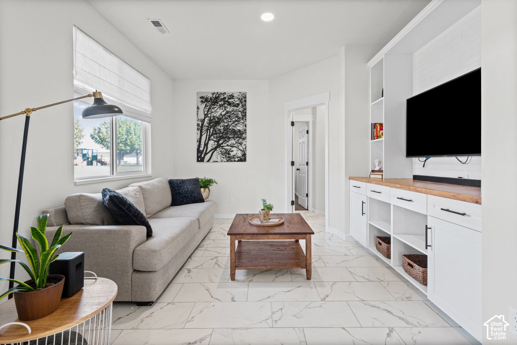 Photo of 6717 S EMPRESS LN, West Jordan, UT 84081 (MLS # 2189519)