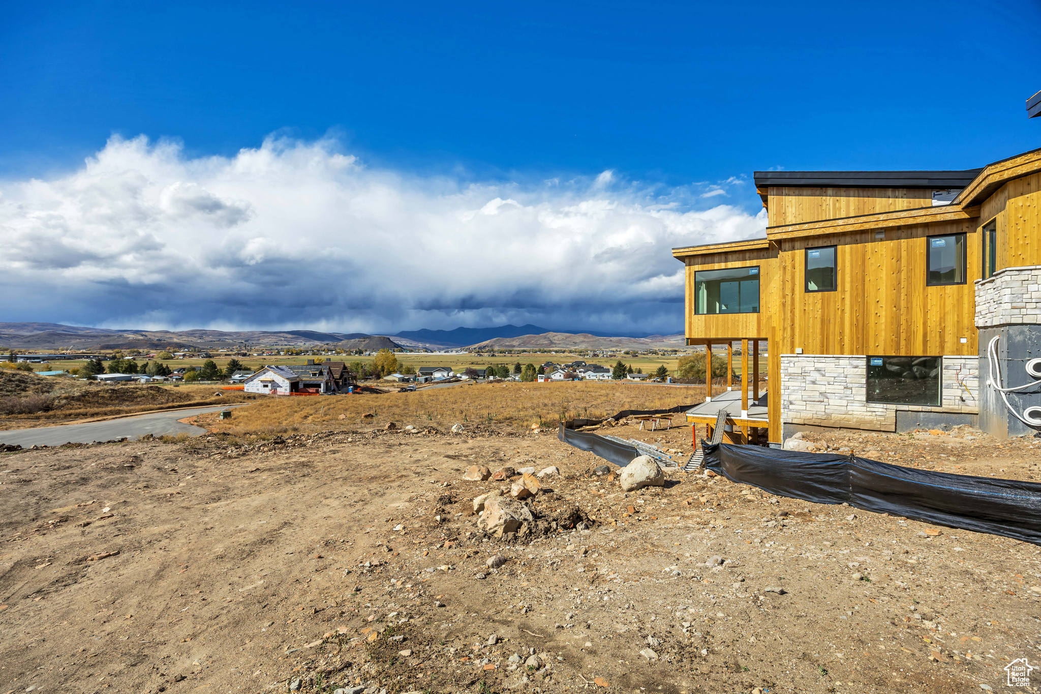 FOOTHILLS AT FRANCIS GATE - Residential