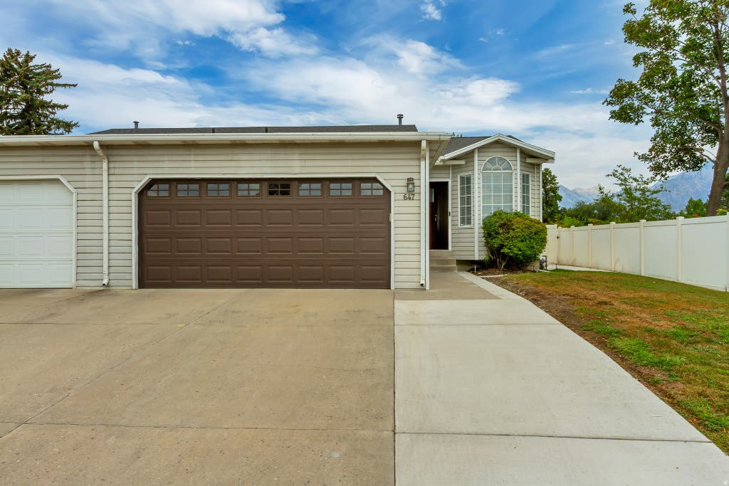Photo of 647 E 100 N, American Fork, UT 84003 (MLS # 2178090)