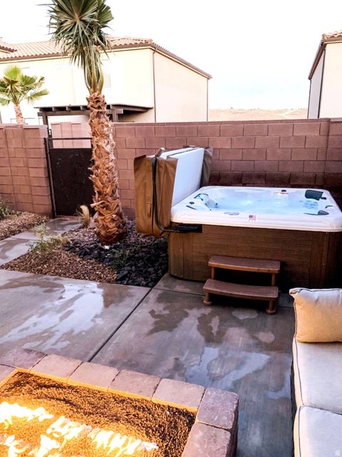 Tiny photo for 522 N SOL GRANDE LN, Washington, UT 84780 (MLS # 2180039)