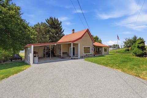 Tiny photo for 425 N STATE ST, Richmond, UT 84333 (MLS # 2172904)