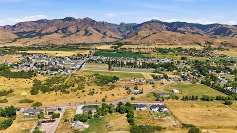 Tiny photo for 425 N STATE ST, Richmond, UT 84333 (MLS # 2172904)