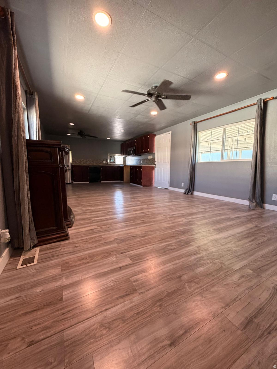 SUNSET VISTA PARK - Residential