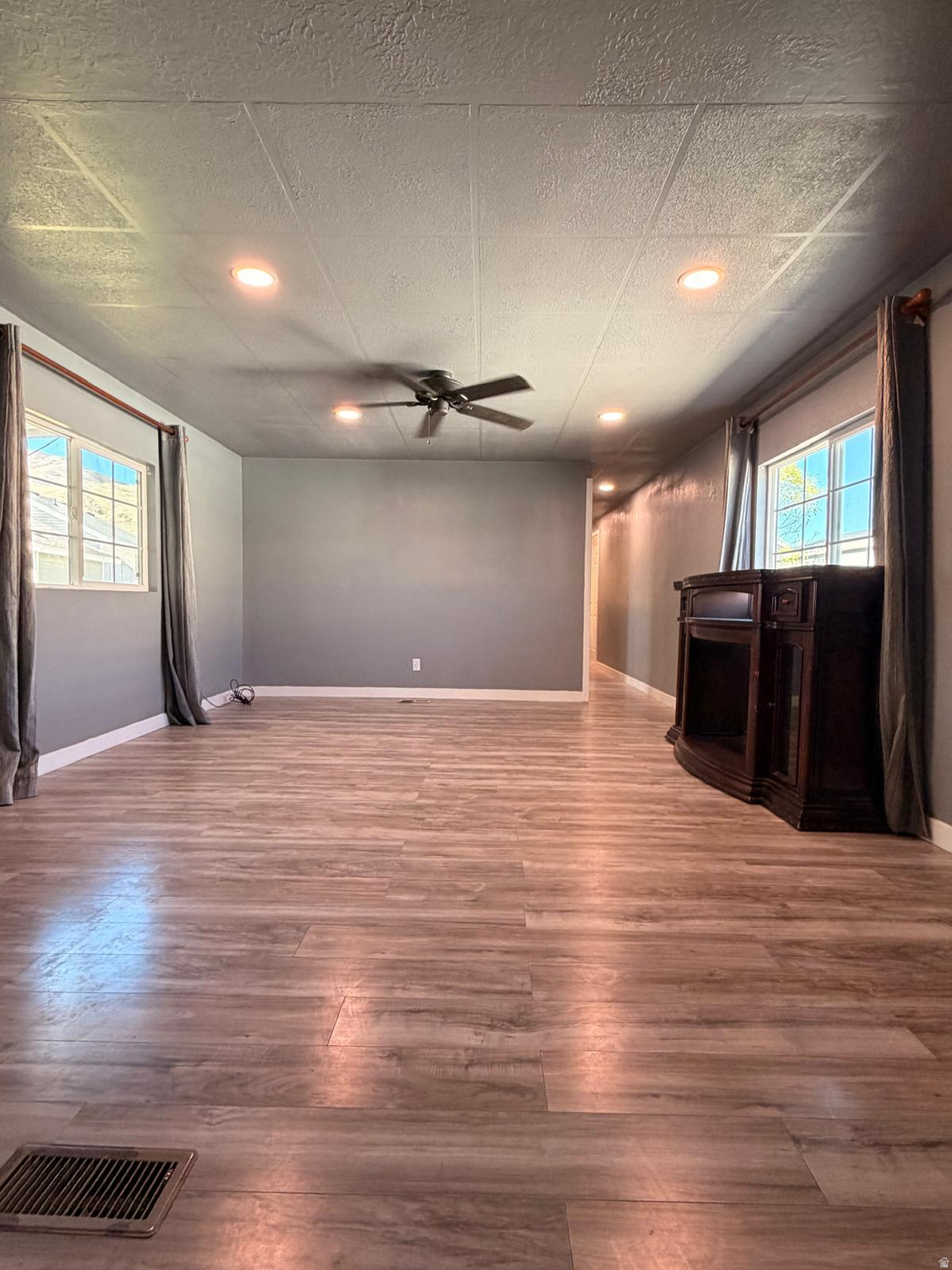 SUNSET VISTA PARK - Residential