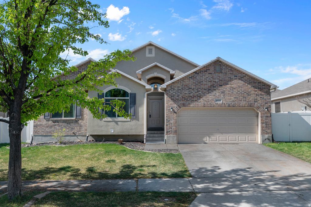 Photo of 4433 W KOOTENAI ST S, Riverton, UT 84096 (MLS # 2149740)