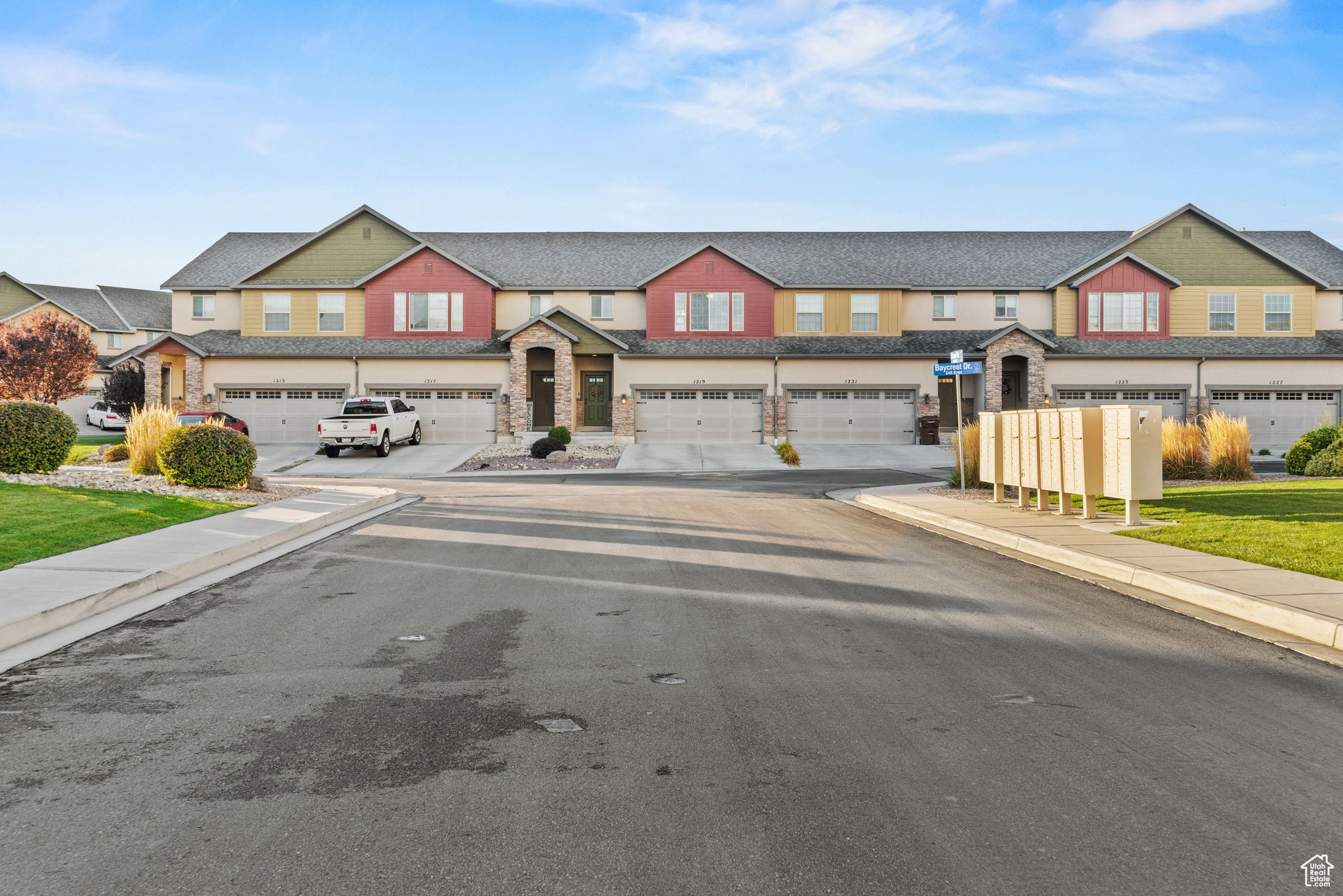 THE COVE - Residential
