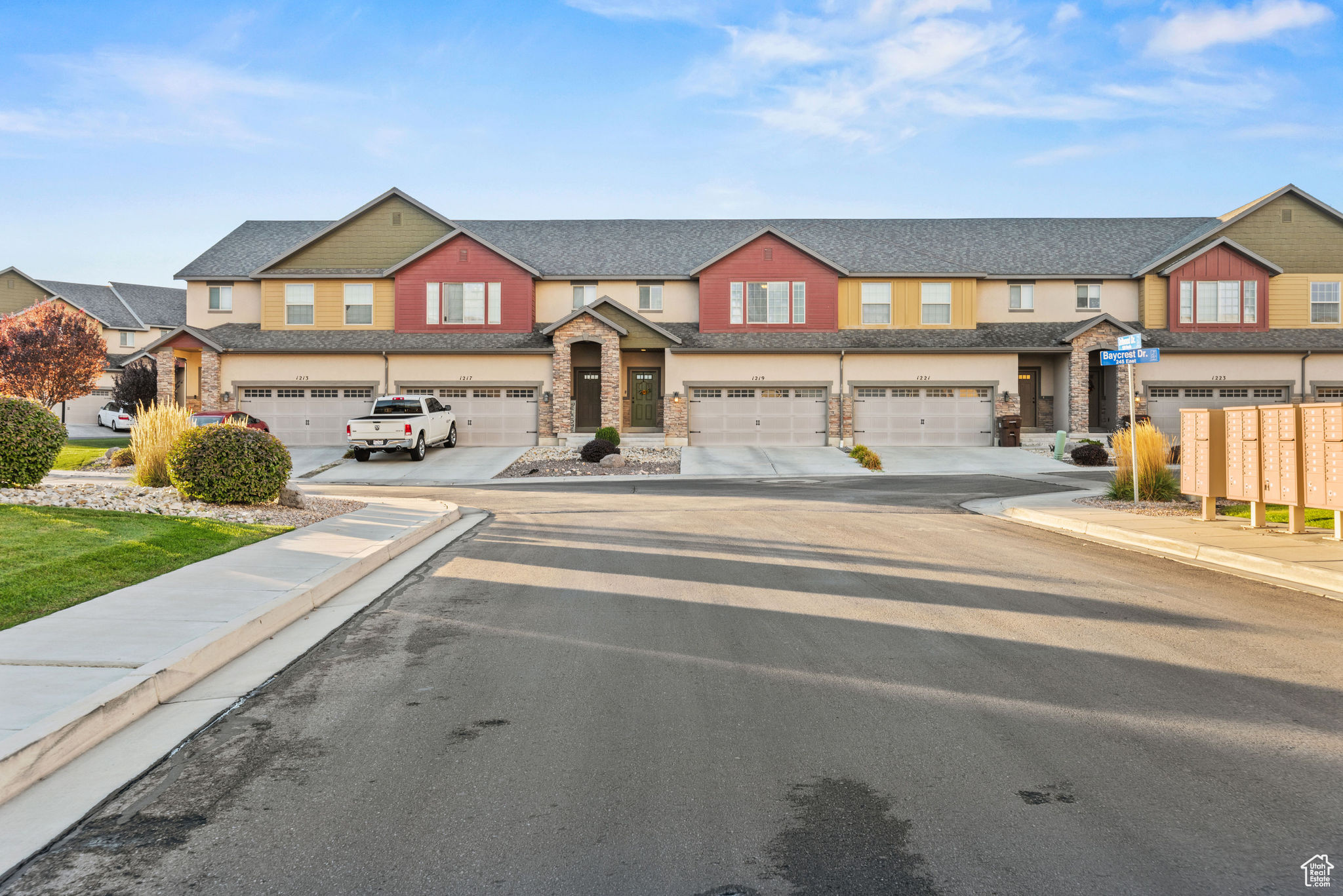 THE COVE - Residential