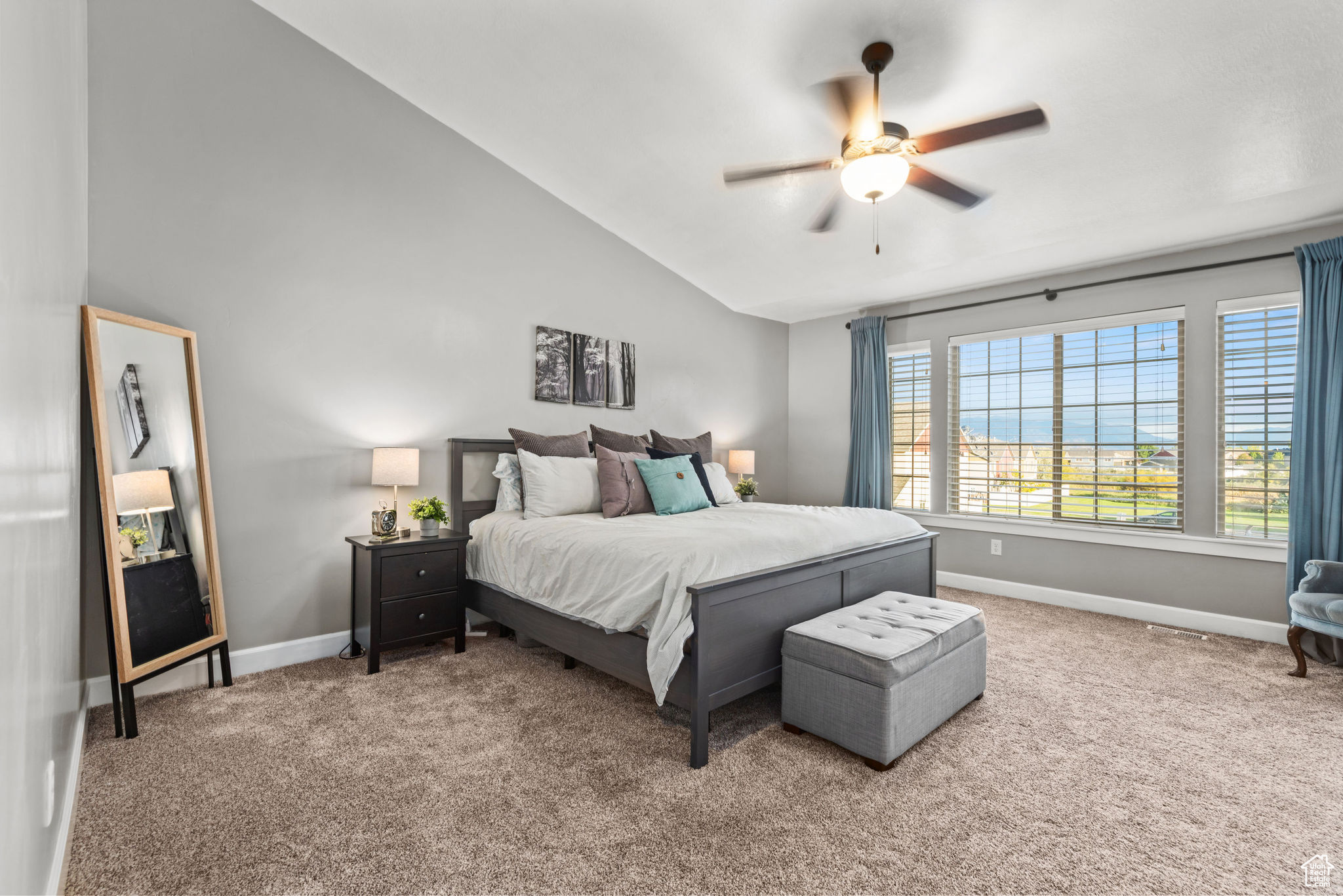THE COVE - Residential