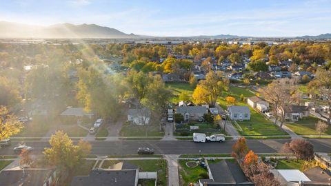 Tiny photo for 1112 S NAVAJO ST W, Salt Lake City, UT 84104 (MLS # 2123418)